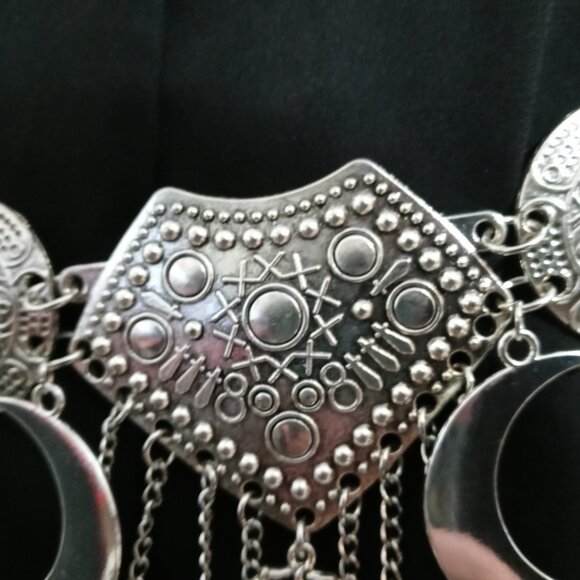 witchy goth Silver-Tone Chain Belt – Ankh, Pentacle & Crescent Moon Charms - Picture 7 of 8